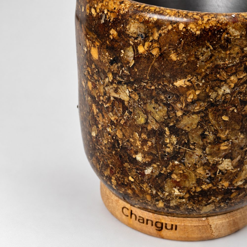 Mate Changüi fabricado con cáscara de maní